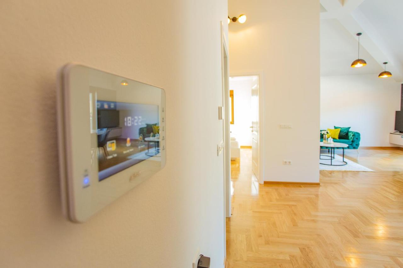 Sky Penthouse Old Bridge With Sauna And Jacuzzi โมสตาร์ ภายนอก รูปภาพ