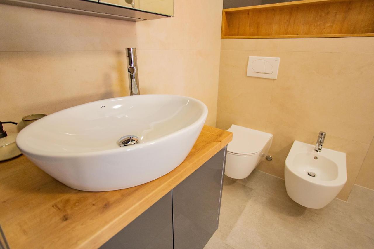 Sky Penthouse Old Bridge With Sauna And Jacuzzi โมสตาร์ ภายนอก รูปภาพ